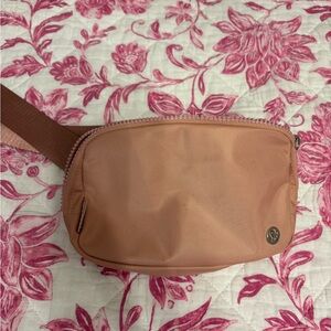 Lululemon belt bag